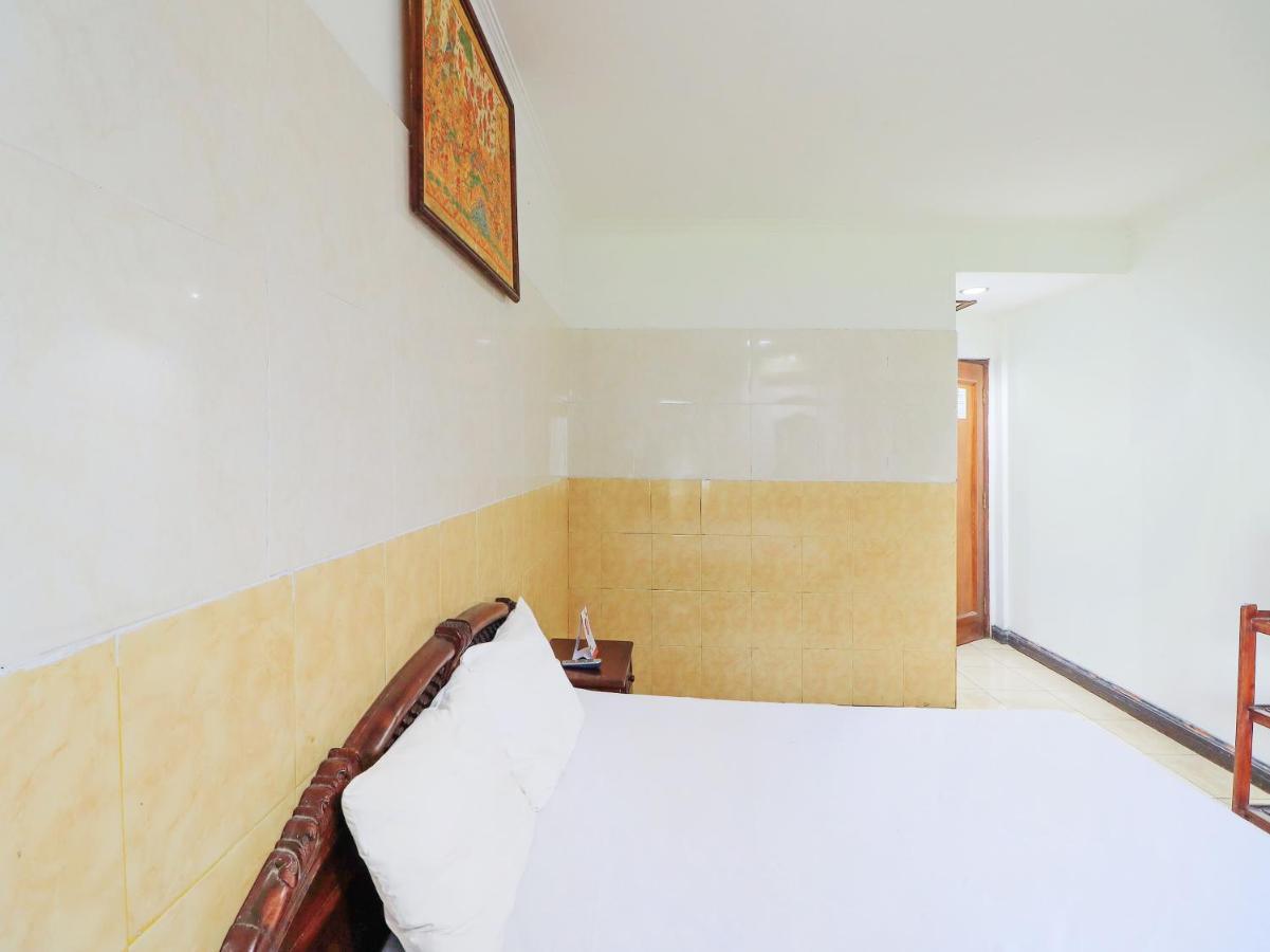 Oyo 91608 Hotel Gatsu Indah Denpasar  Exterior photo